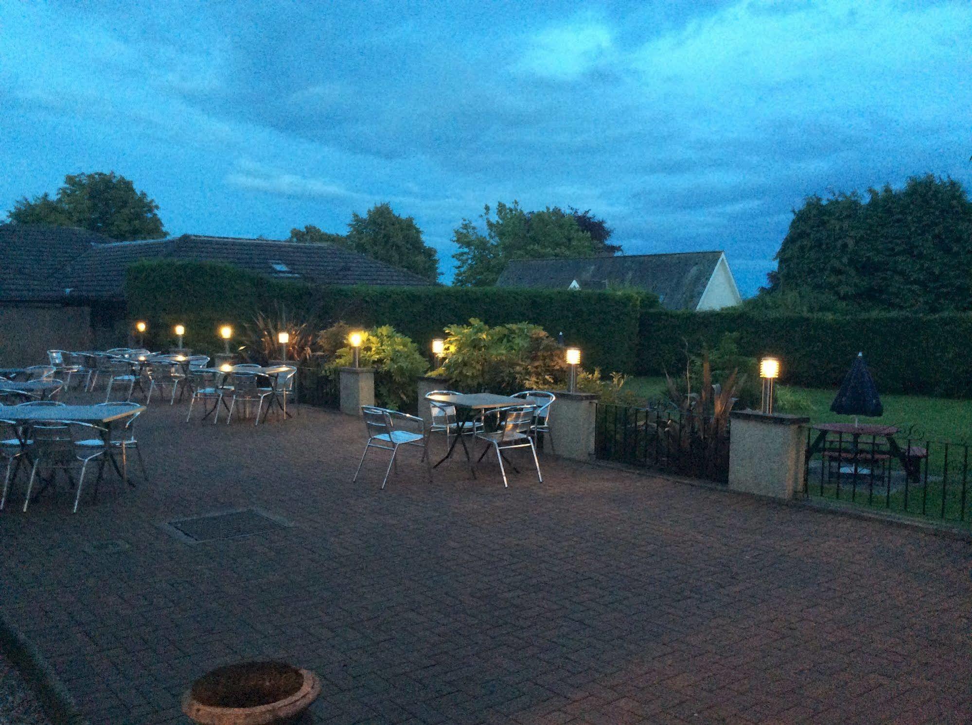 Taychreggan Hotel 邓迪 外观 照片
